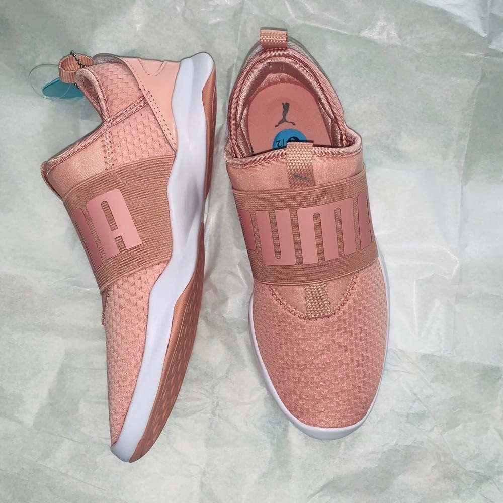 New without tag Puma soft foam optimal …